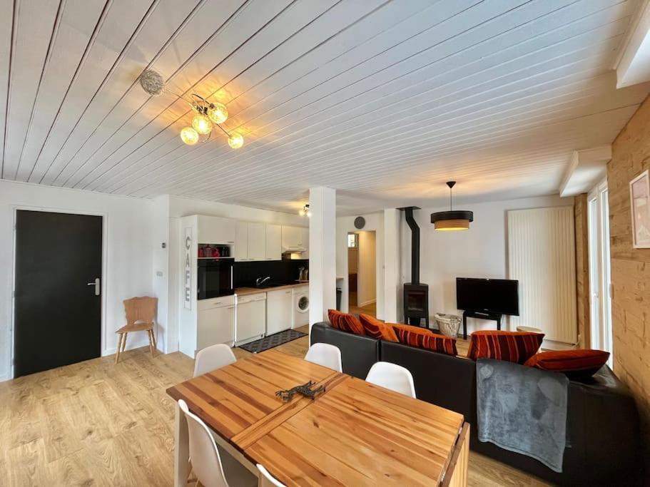 De La Croix D'egat Apartment *